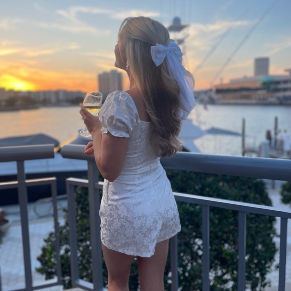 Meet your Posher, Jess - Picture 2 of 3